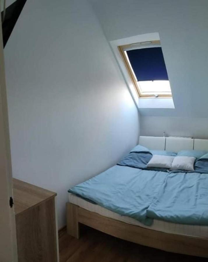 Nikolux Apartman Hajduszoboszlo Ngoại thất bức ảnh