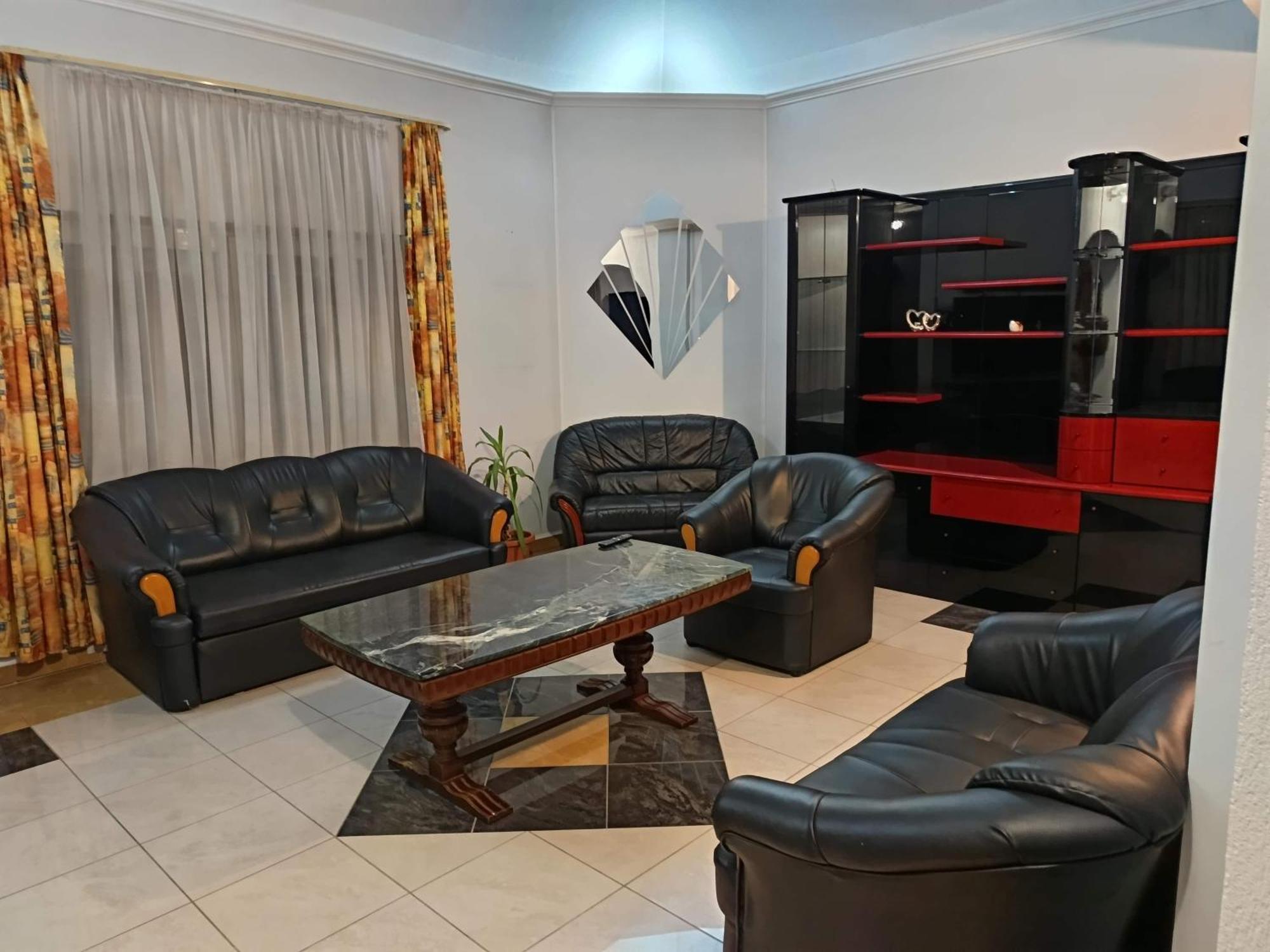 Nikolux Apartman Hajduszoboszlo Ngoại thất bức ảnh