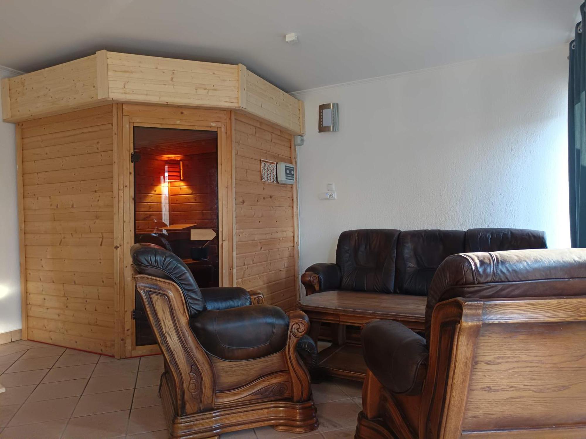 Nikolux Apartman Hajduszoboszlo Ngoại thất bức ảnh