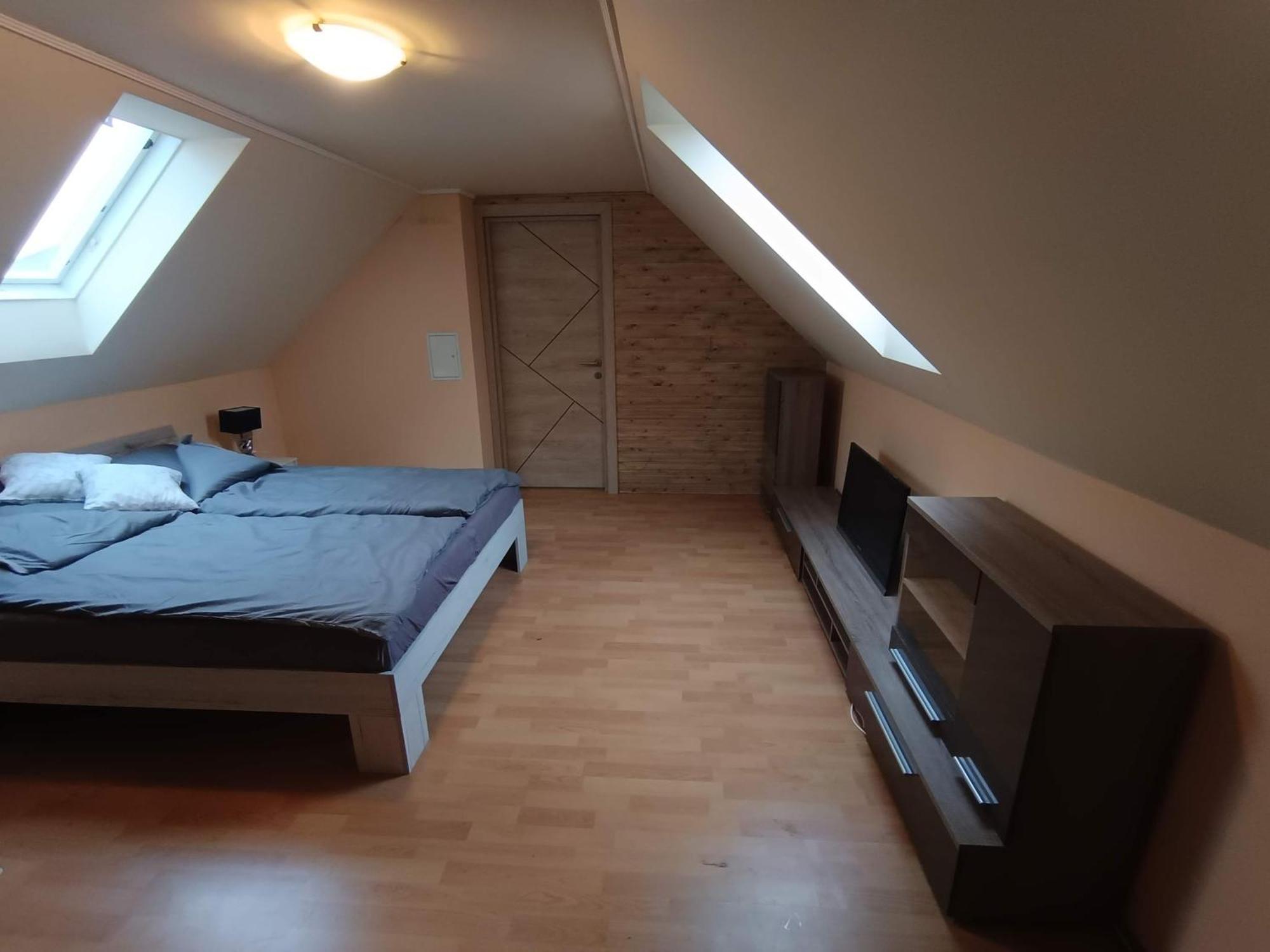 Nikolux Apartman Hajduszoboszlo Ngoại thất bức ảnh