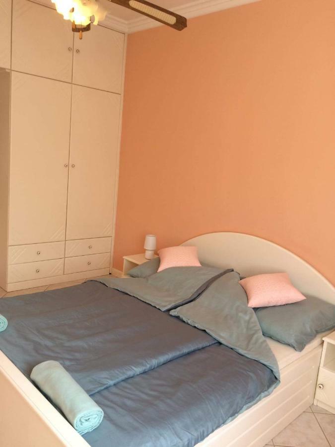 Nikolux Apartman Hajduszoboszlo Ngoại thất bức ảnh